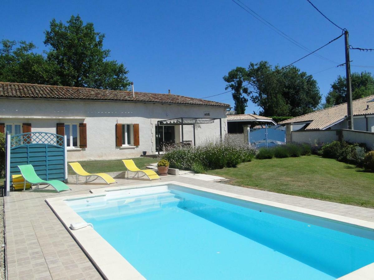 Le Gite Du Gueurlet Boresse-et-Martron Exterior photo